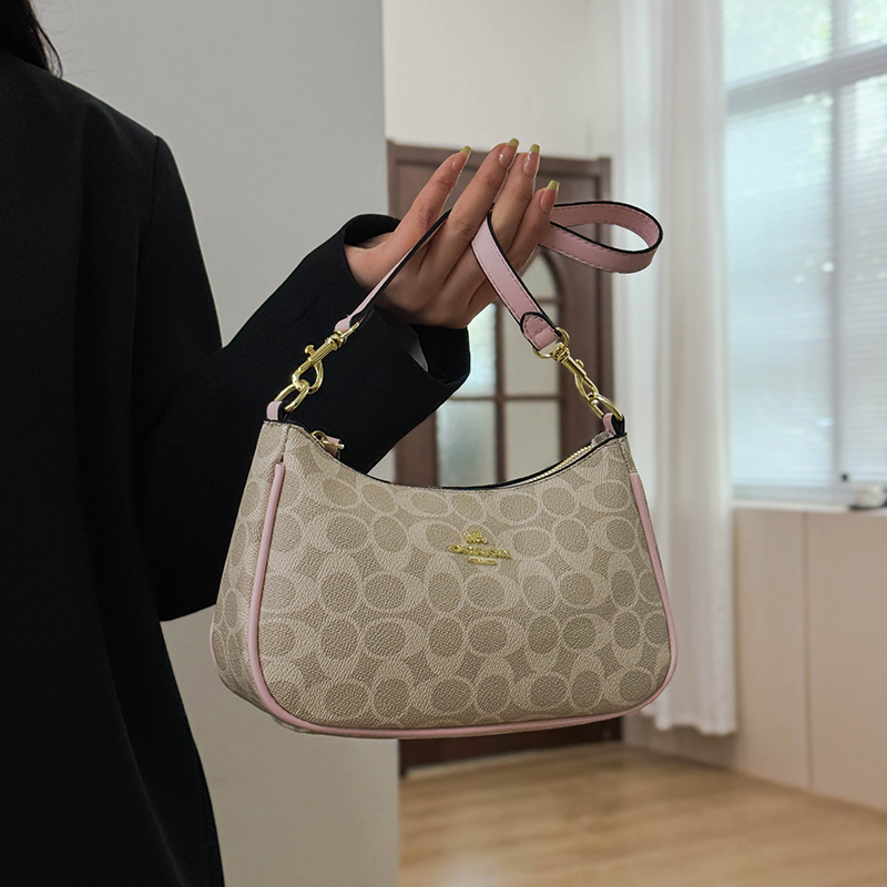 Lüks Kadınlar İçin Üst Düzey D - Luxury Lifestyle Fashion incelemesi ve fiyatı