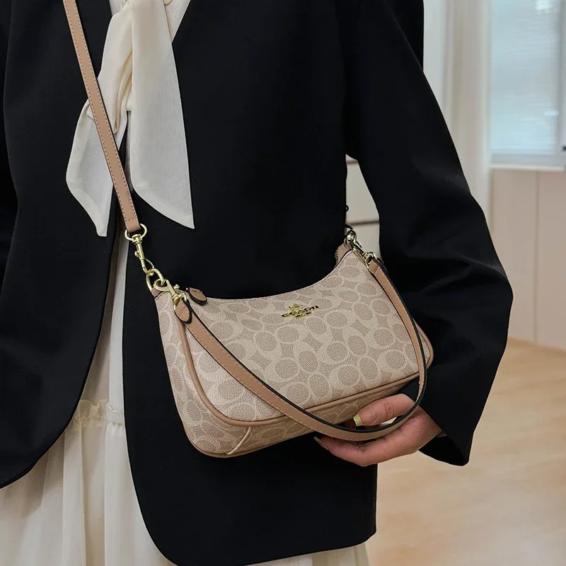Lüks Kadınlar İçin Üst Düzey D - Luxury Lifestyle Fashion incelemesi ve fiyatı